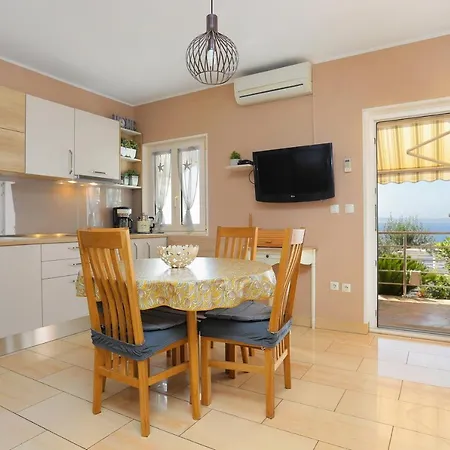Apartments By The Sea Rastici, Ciovo - 5234